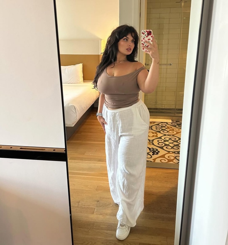 Isabella Amara