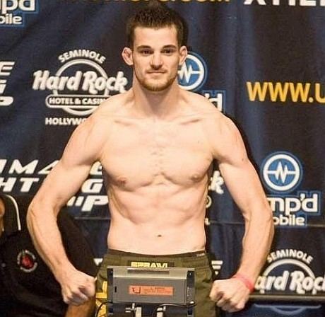 Dustin Hazelett