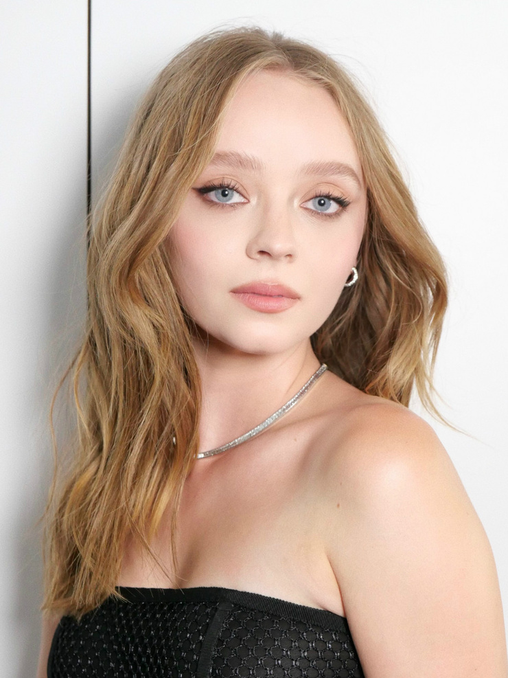 Madeleine Arthur