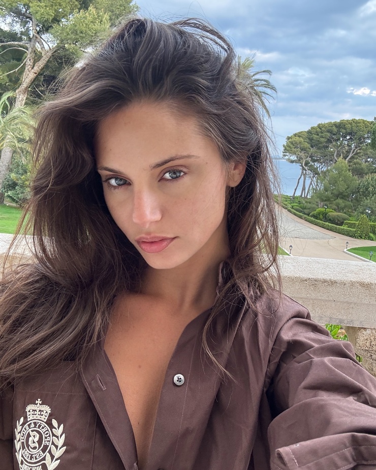 Carina Zavline