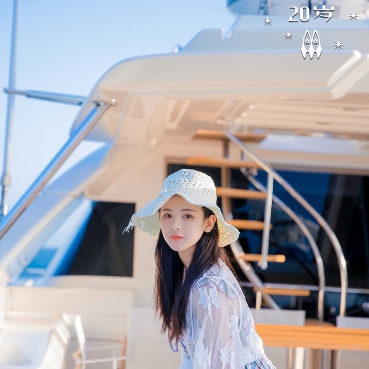 Chaoyue Yang