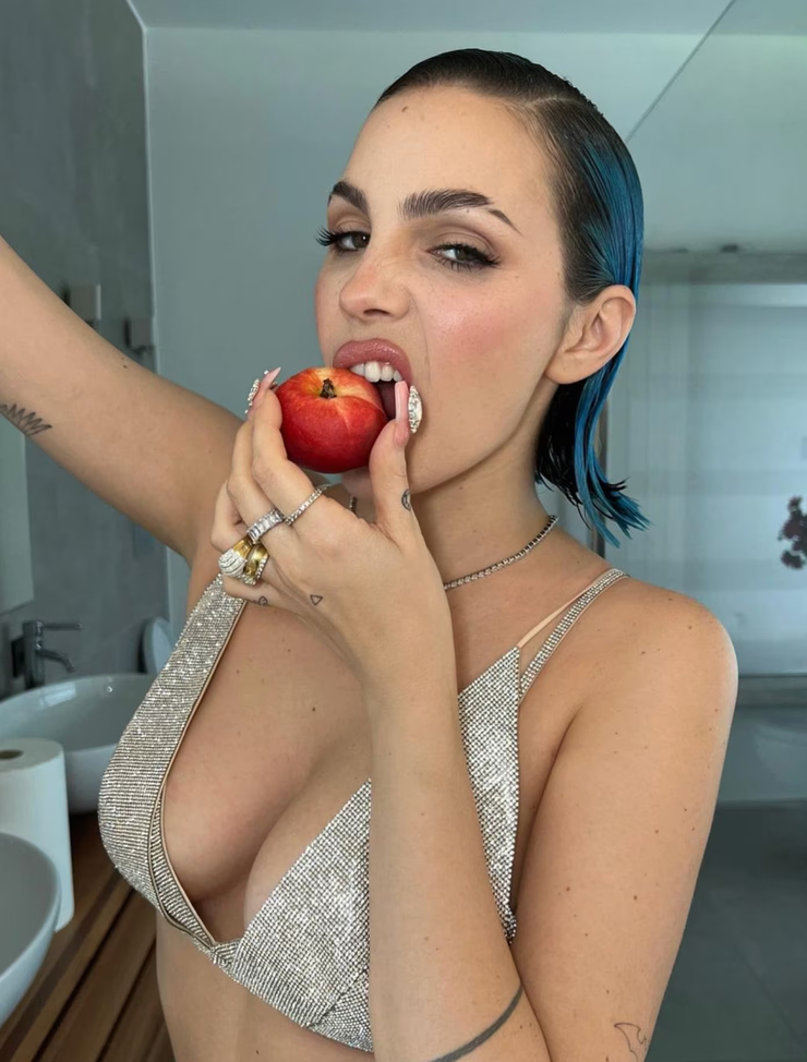 Rose Villain Rose Villain