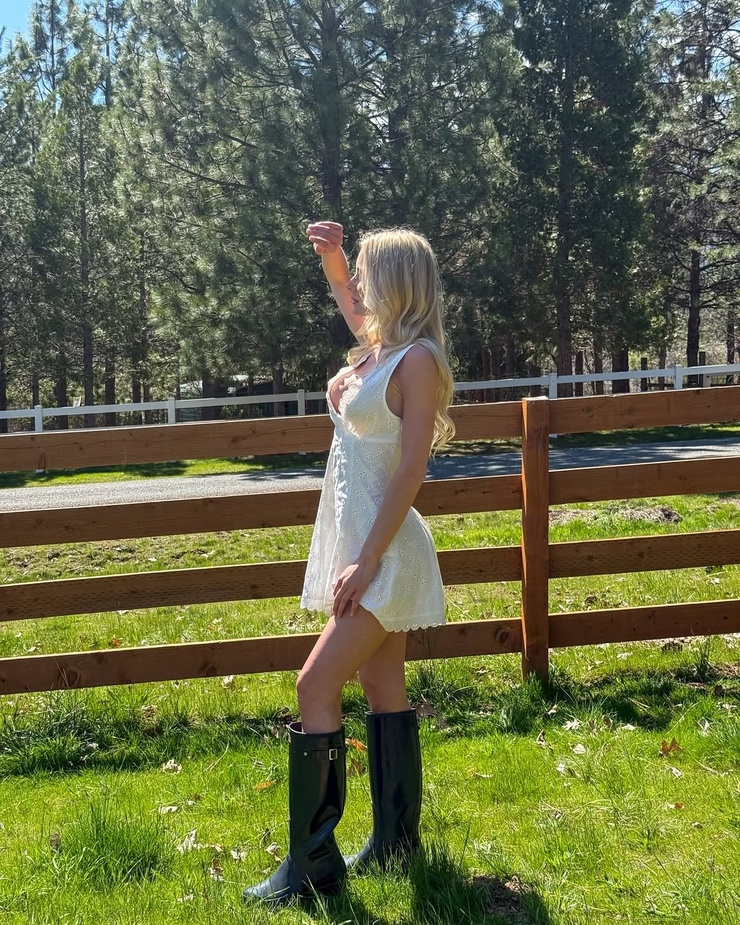 Rachel Rae Peterson Rachel Rae Peterson