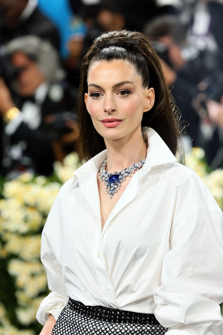 Anne Hathaway