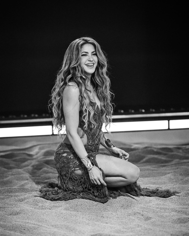 Shakira Shakira