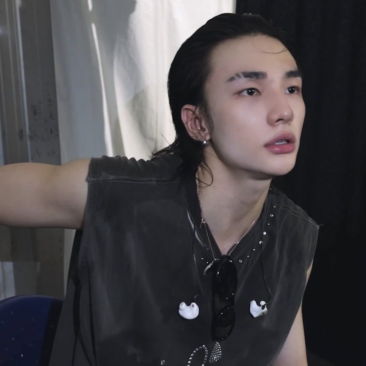 Hyun-Jin Hwang