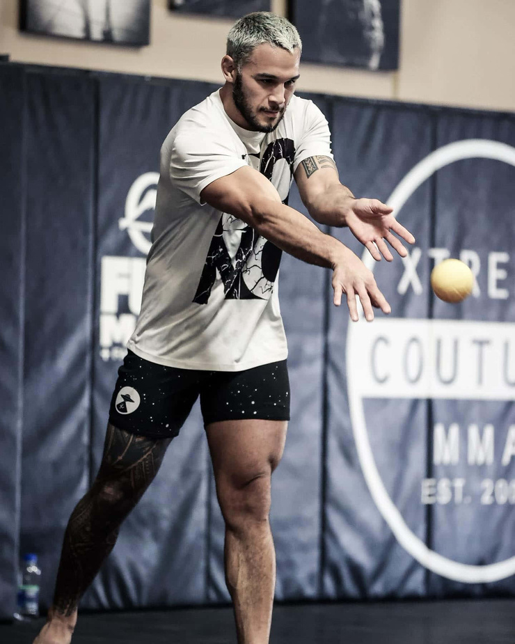 Brad Tavares