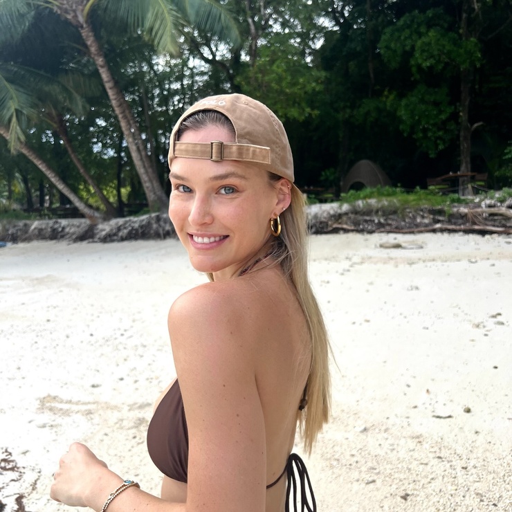 Bar Refaeli