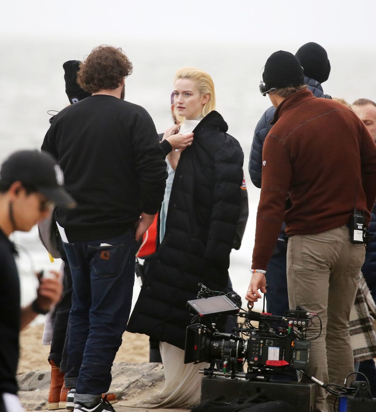 Julia Garner