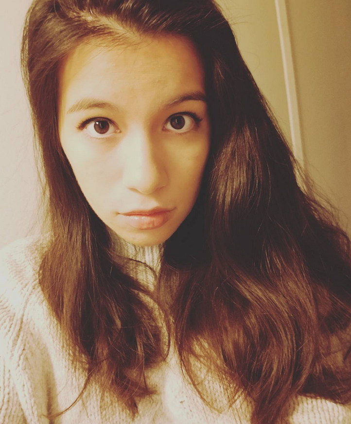 Nicole 