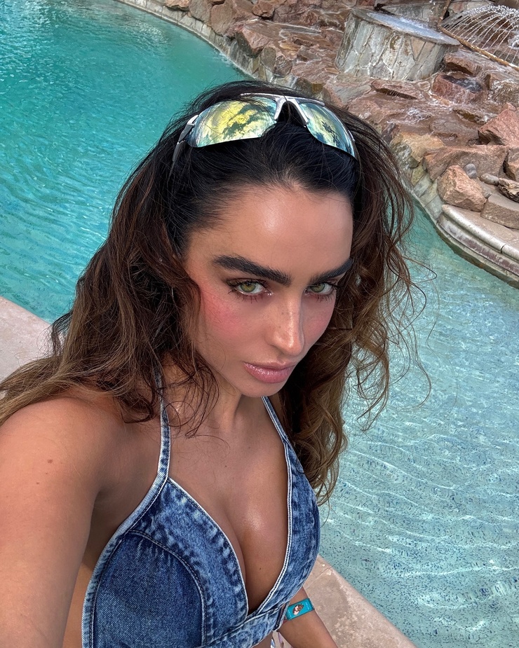Sommer Ray