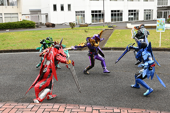 Kamen Rider Saber