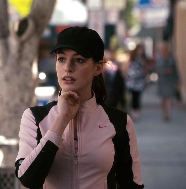 Anne Hathaway