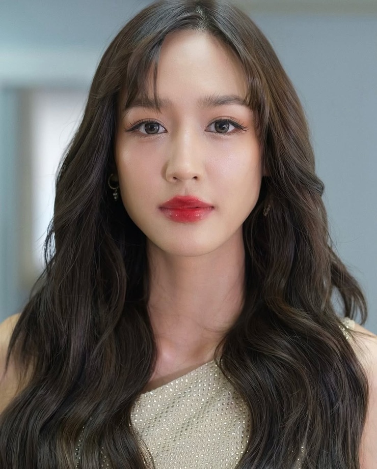 Rinrada Kaewbuasai