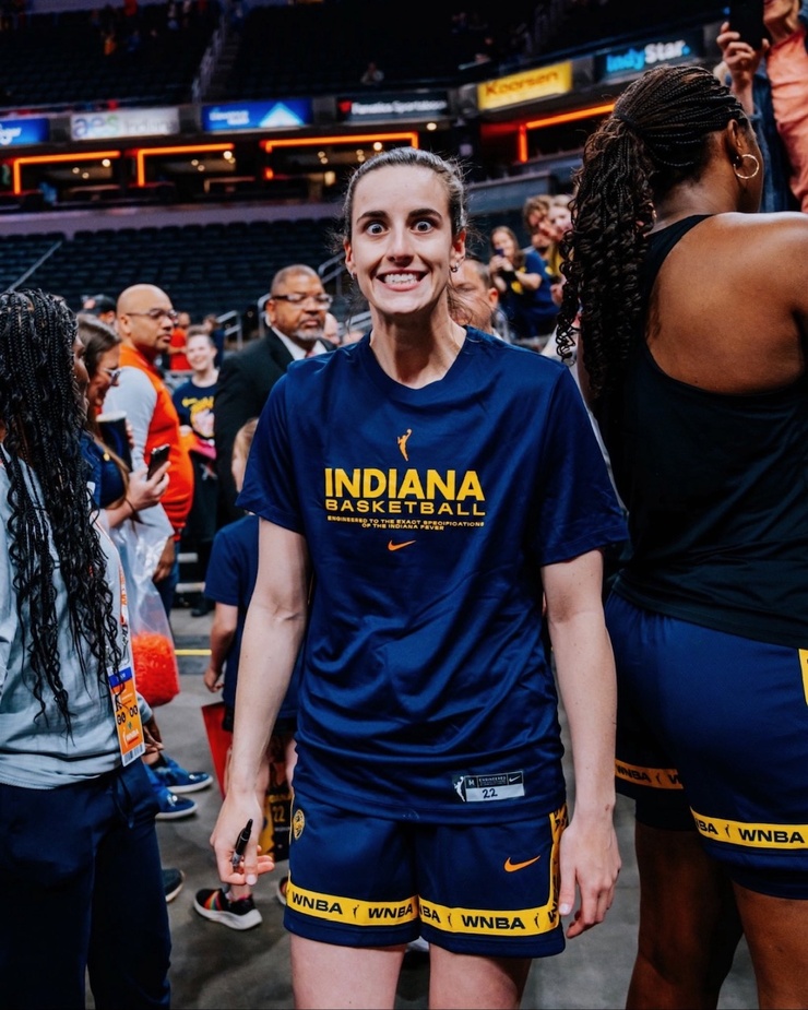 Caitlin Clark (ii)
