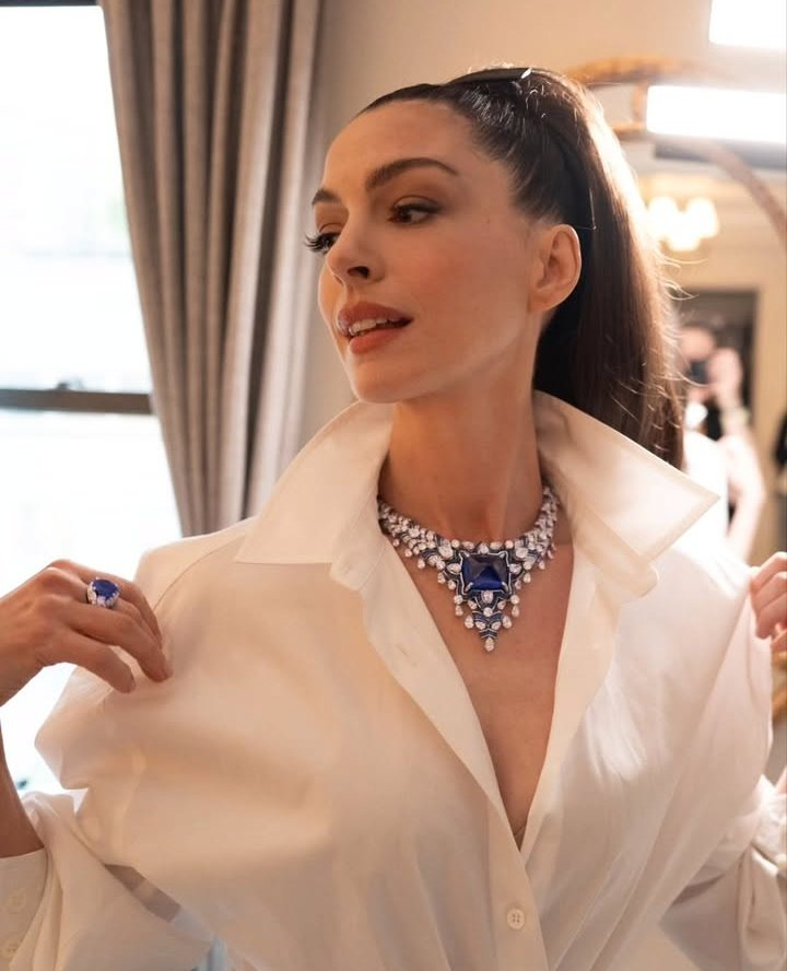 Anne Hathaway