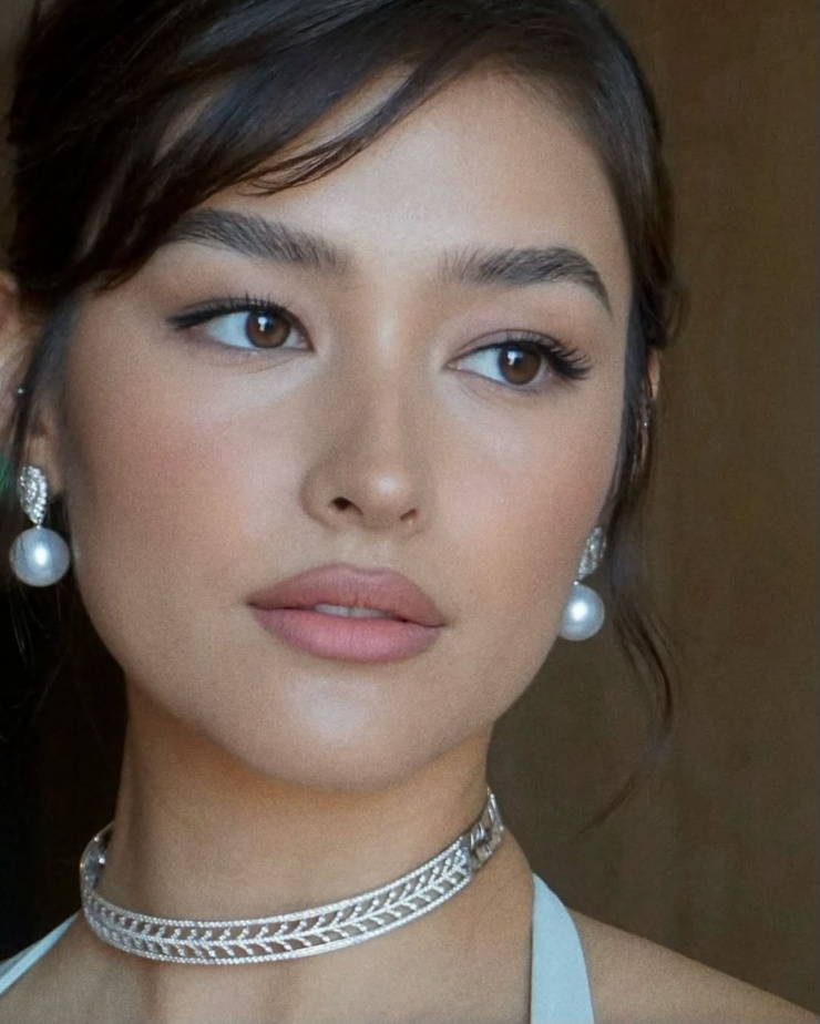 Liza Soberano