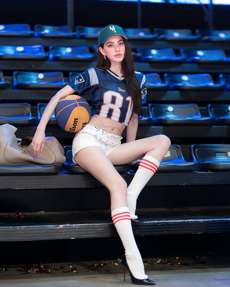 Davika Hoorne