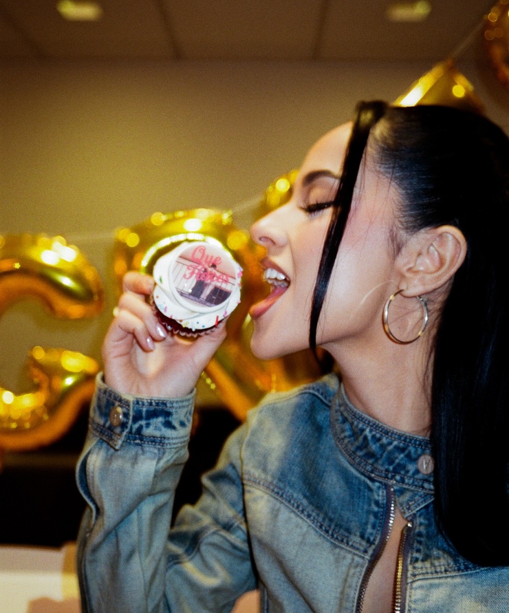 Becky G.