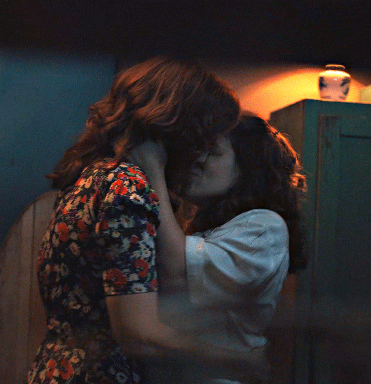 D'Arcy Carden