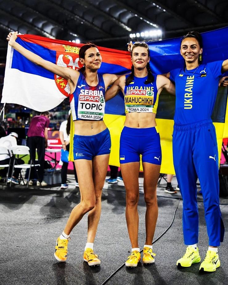 Angelina Topić Angelina Topić