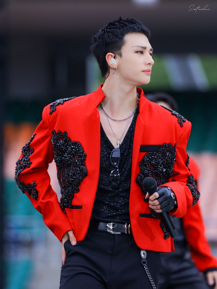 Hyun-Jin Hwang