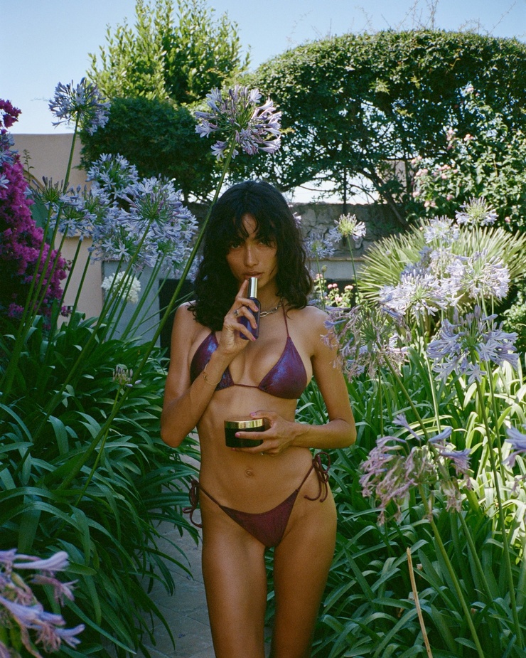 Kelly Gale