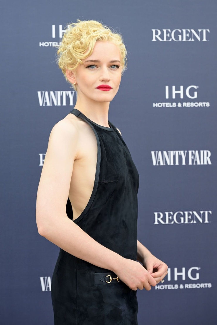 Julia Garner Julia Garner