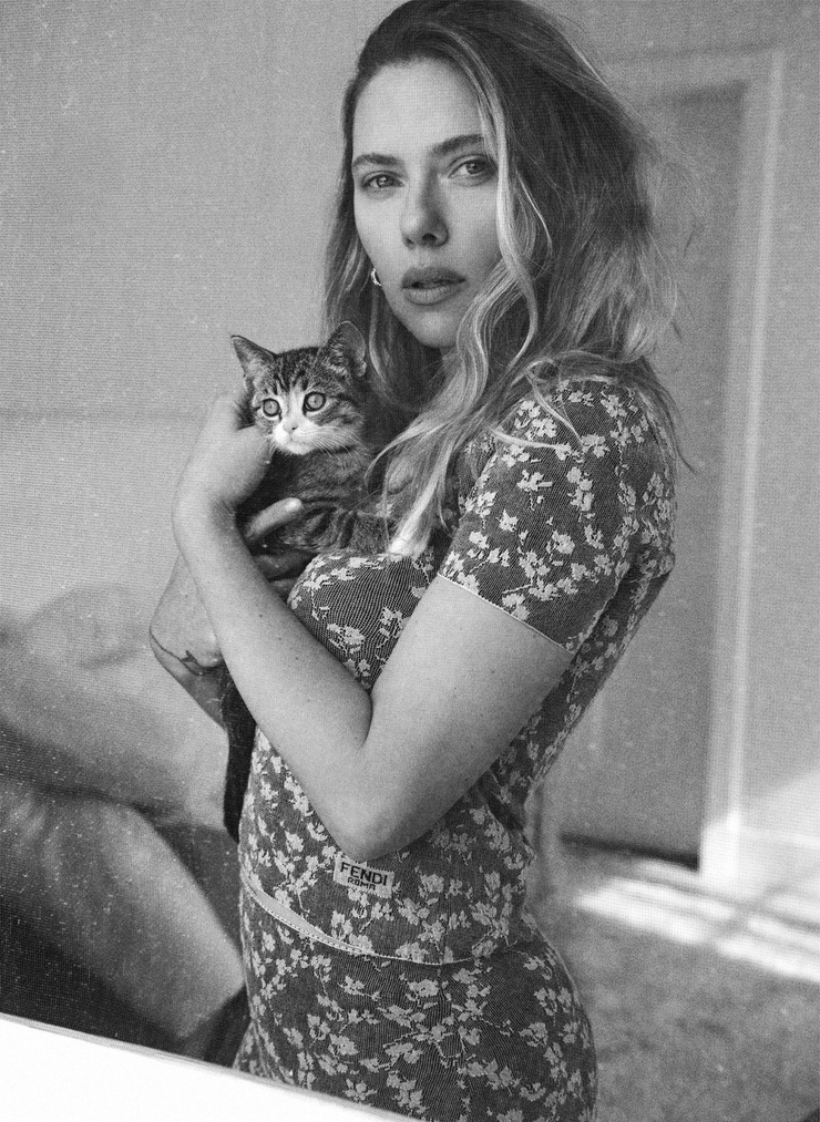 Scarlett Johansson Scarlett Johansson