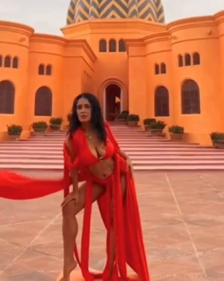 Salma Hayek