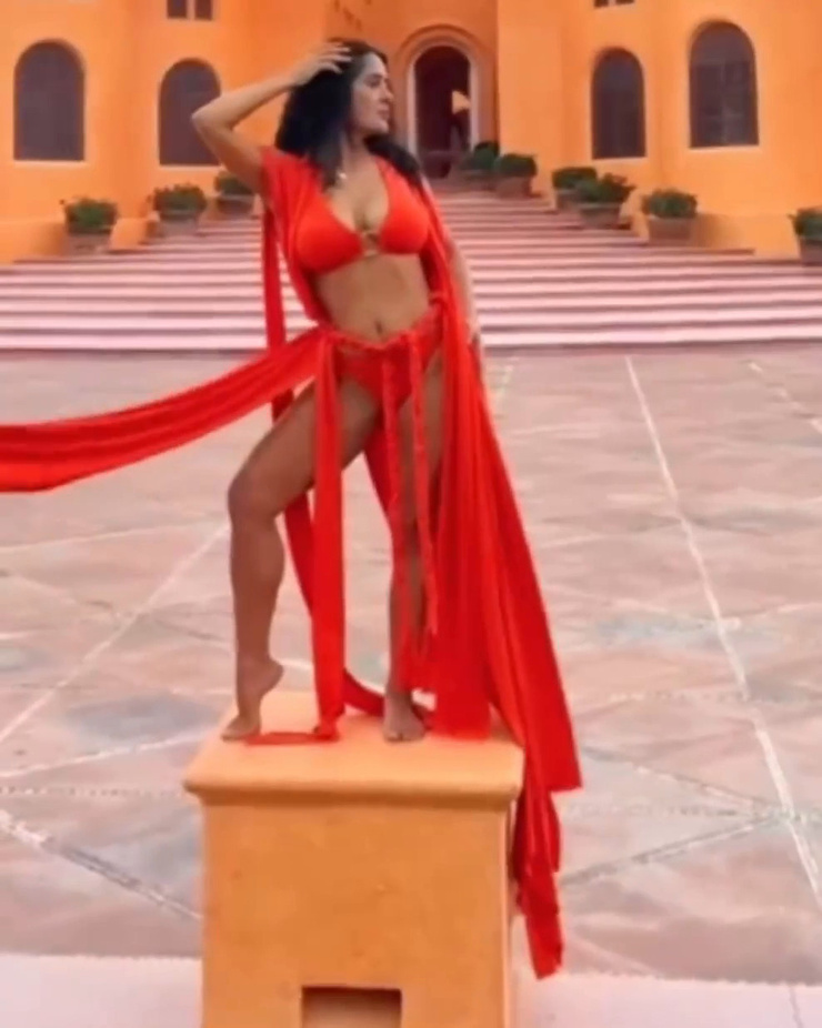 Salma Hayek