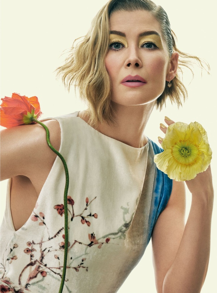 Rosamund Pike