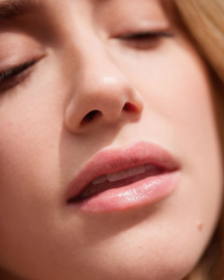 Lili Reinhart