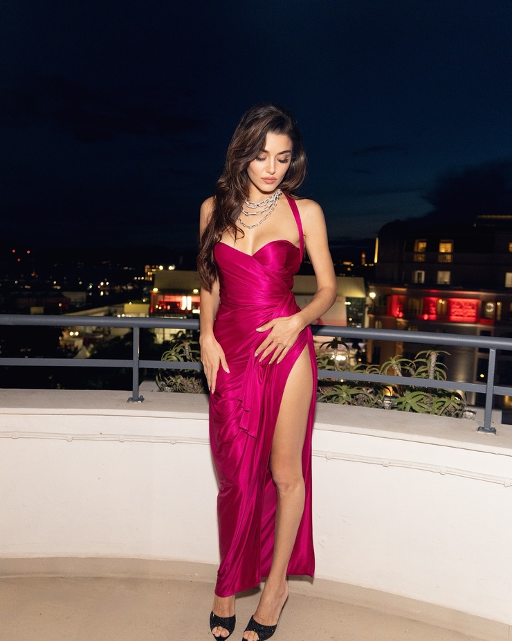 Hande Erçel Hande Erçel