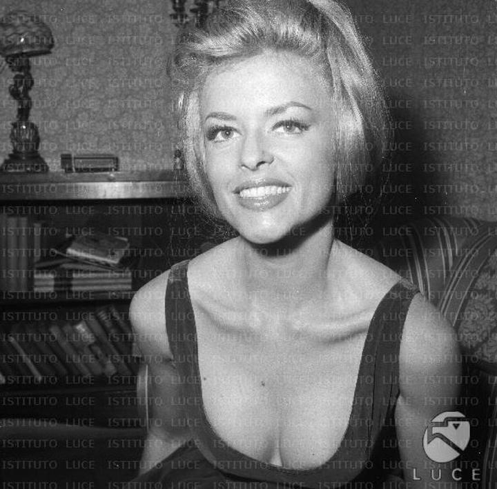 Meri Welles