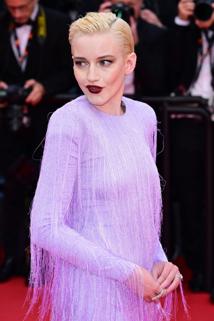 Julia Garner