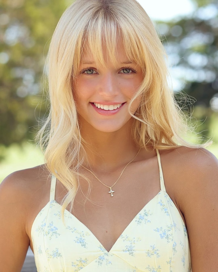 Natalie Grace Natalie Grace