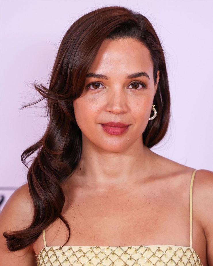 Georgie Flores