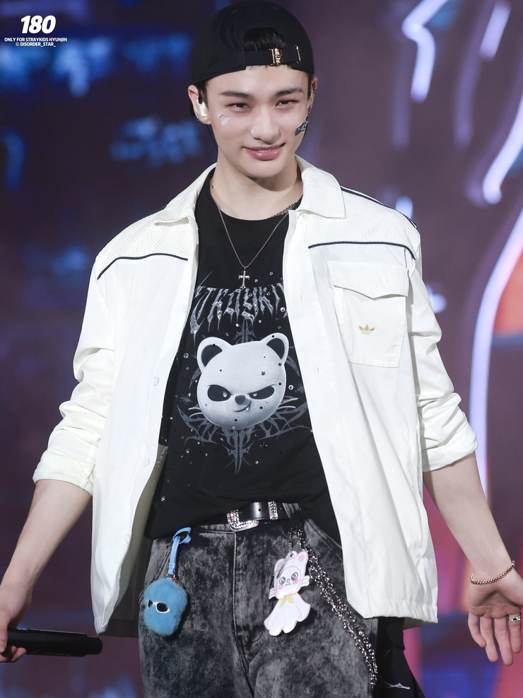 Hyun-Jin Hwang