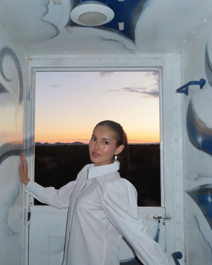 Isabel Deroy-Olson