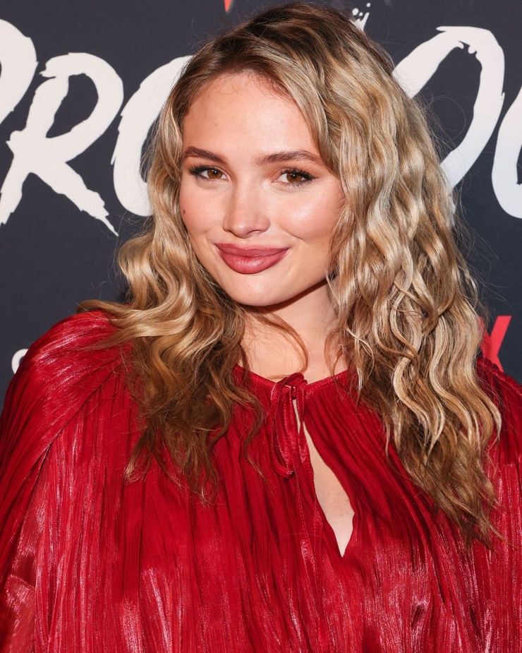Natalie Alyn Lind