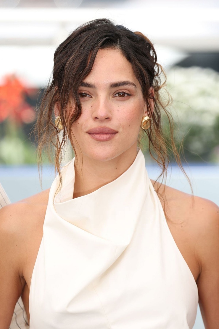 Adria Arjona
