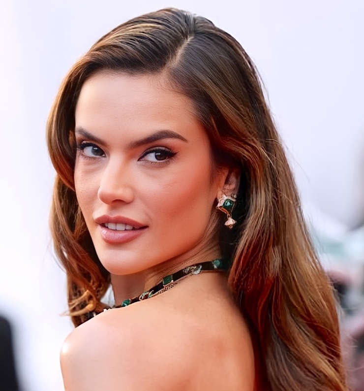 Alessandra Ambrosio Alessandra Ambrosio
