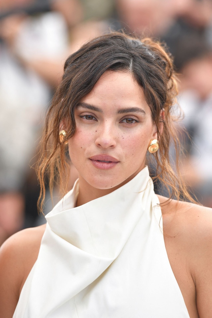 Adria Arjona