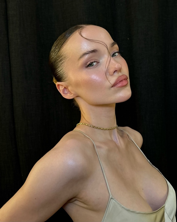 Dove Cameron Dove Cameron