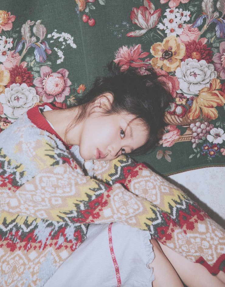 IU