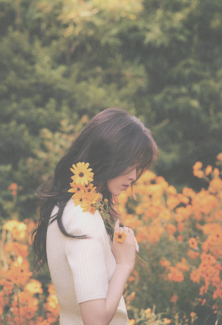 IU