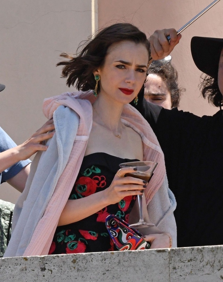 Lily Collins
