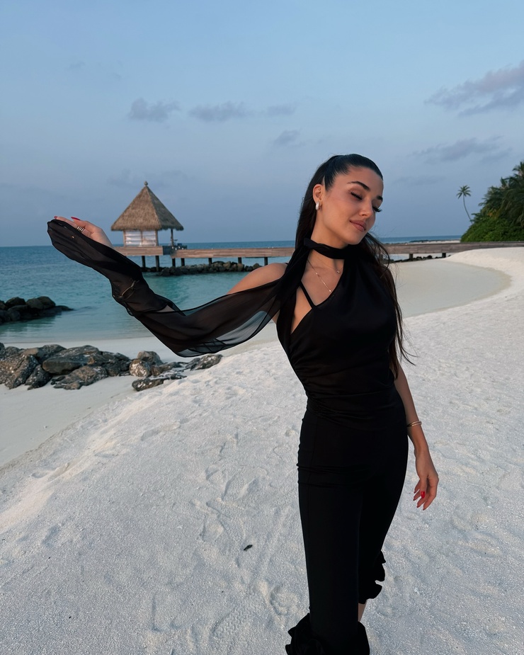 Hande Erçel Hande Erçel