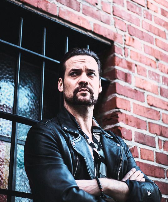 Shane West